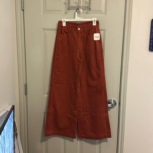 NWT Wode Leg Alterd state pants